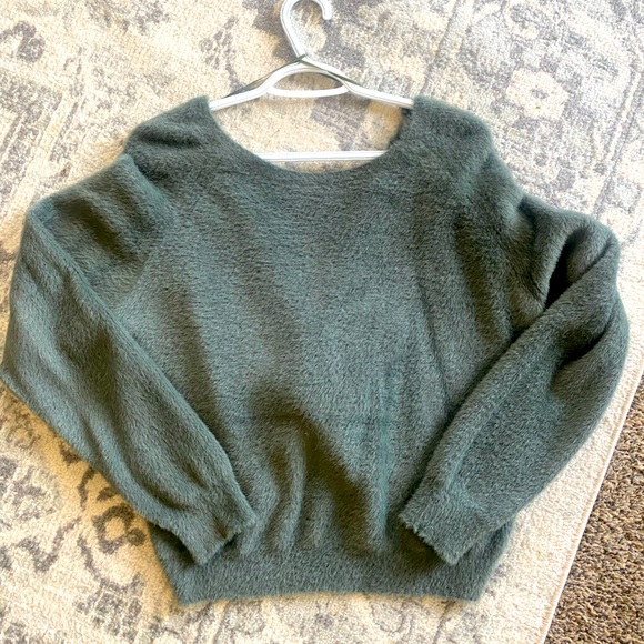 Gentle fawn open back sweater - Picture 1 of 2